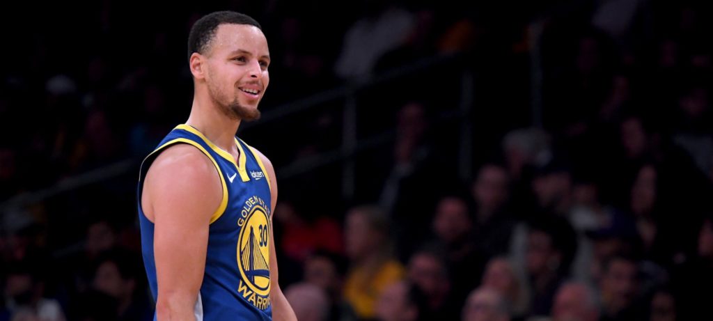 Stephen Curry a dévoilé à Graig Melvin d'NBC sa liste des 5 meilleurs joueurs de ces 20 dernières années