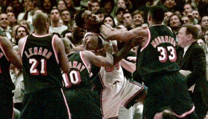 Jeff Van Gundy et Alonzo Mourning