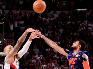 NBA – Damian Lillard et Paul George réagissent au buzzer-beater