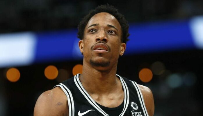 demar derozan choke spurs playoffs