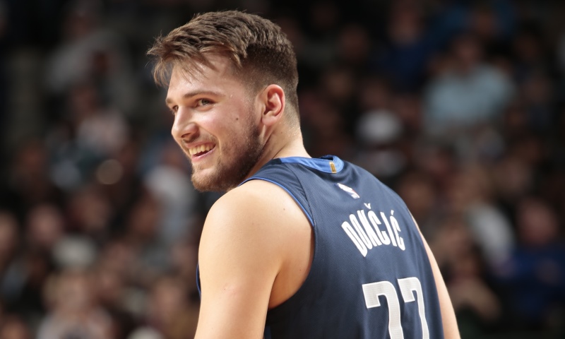 Doncic critiqué par Hollins