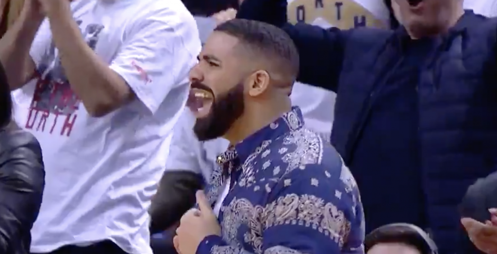Drake tacle les Sixers en playoffs