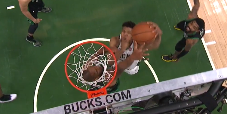 Le contre d'Al Horford sur Giannis