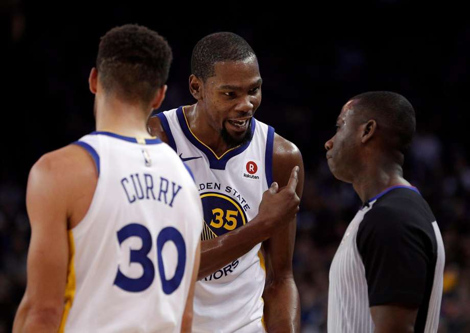 Kevin Durant a souvent des accrochages avec les arbitres