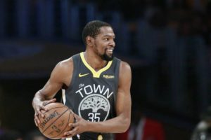 NBA – Kevin Durant explique pourquoi il répond aux détracteurs sur les réseaux