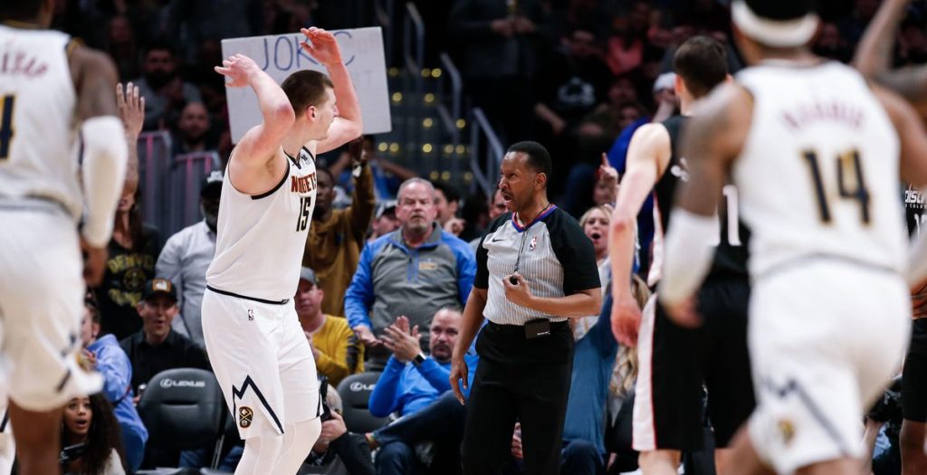 Nicola Jokic se fait éjecter