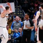 NBA – Nikola Jokic s’en prend à l’arbitre et se fait éjecter