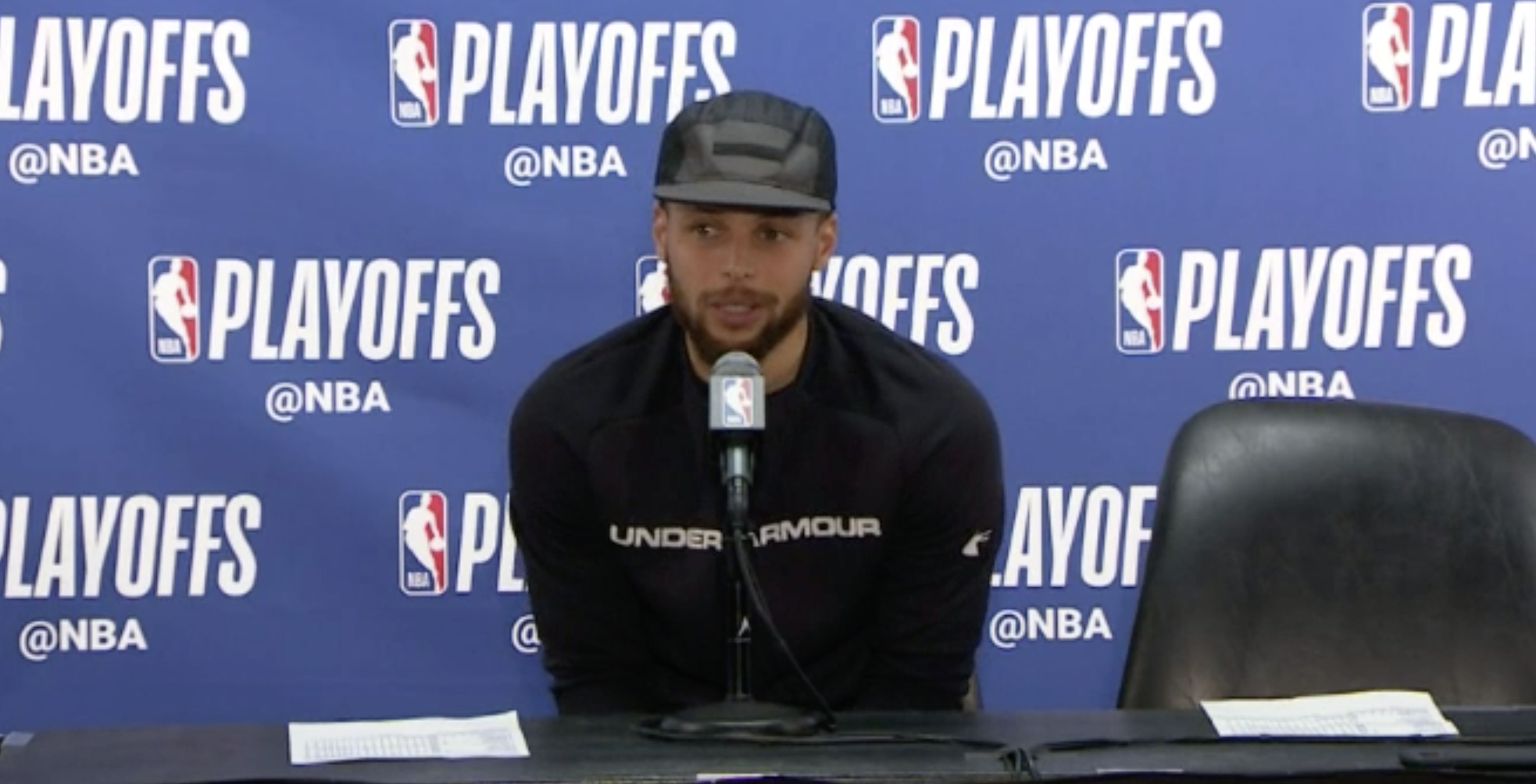 Stephen Curry en conférence de presse