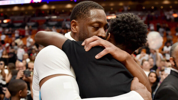 Dwyane Wade enlace son fils Zhaire