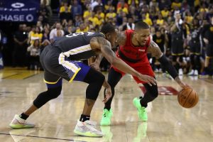 NBA – Damian Lillard furieux après l’interception d’Andre Iguodala