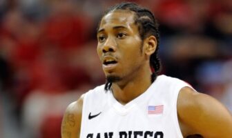 NBA – Les anecdotes folles sur Kawhi Leonard lorsqu’il était à la fac Kawhi Leonard sous le maillot de San Diego State en 2011