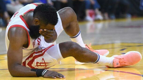 James Harden et ses yeux sont en difficulté