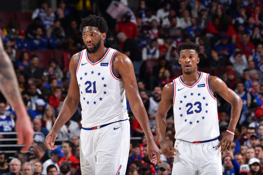 Jimmy Butler et Joel Embiid