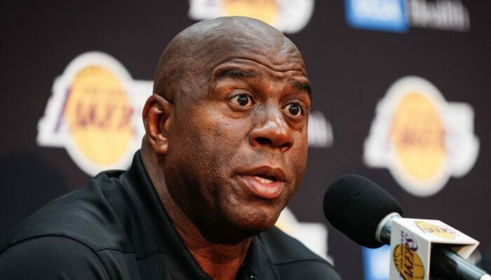 magic johnson los angeles lakers étonné