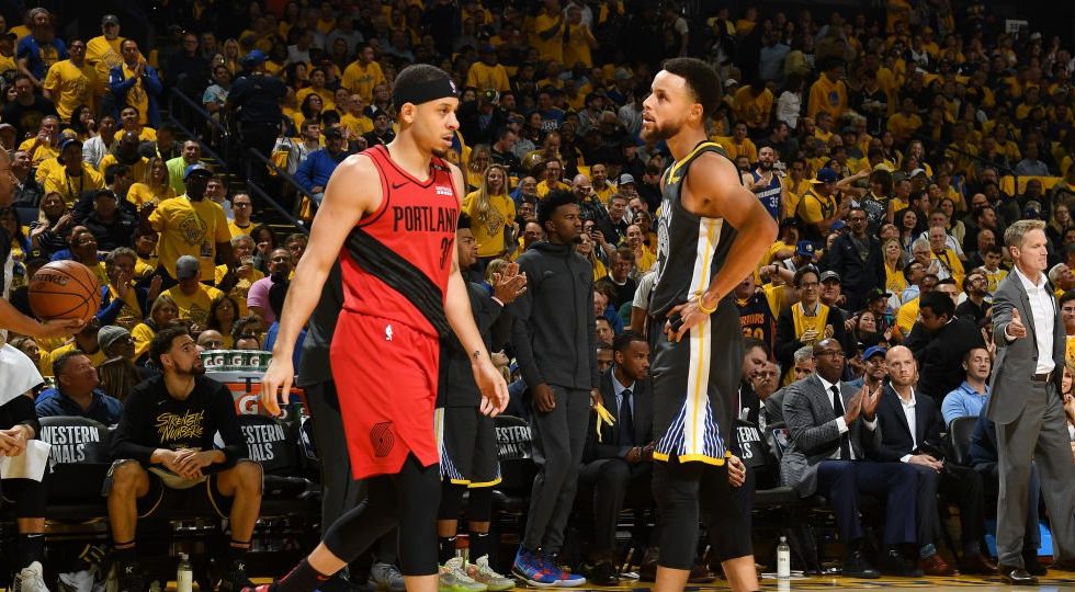 Seth et Steph Curry au duel pendant les playoffs