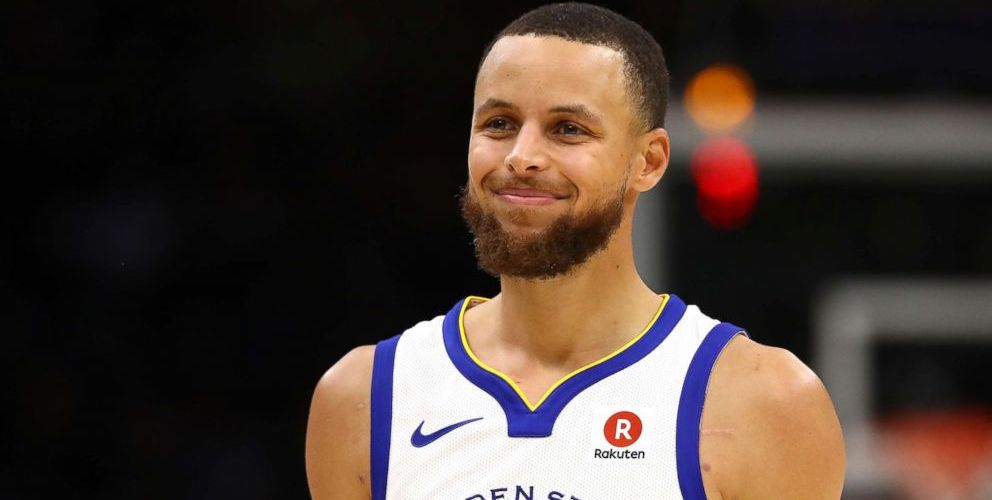 Stephen Curry un peu plus dans l'histoire des playoffs et des Finales