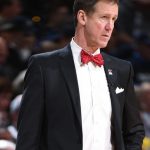 NBA – Pourquoi le staff des Blazers portait un noeud papillon