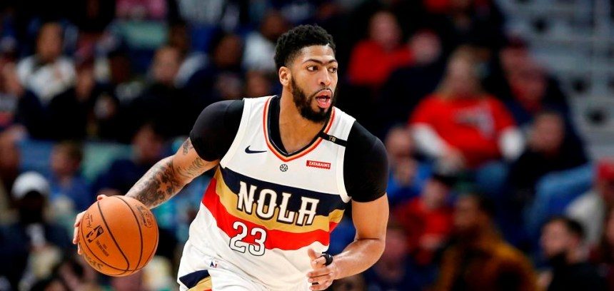 Les Knicks n'ont pas encore laissé tomber Anthony Davis