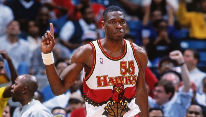 Le "finger wag" de Dikemebe Mutombo est un geste marquant de l'histoire de la NBA qui a influencé un grand nombre de joueurs