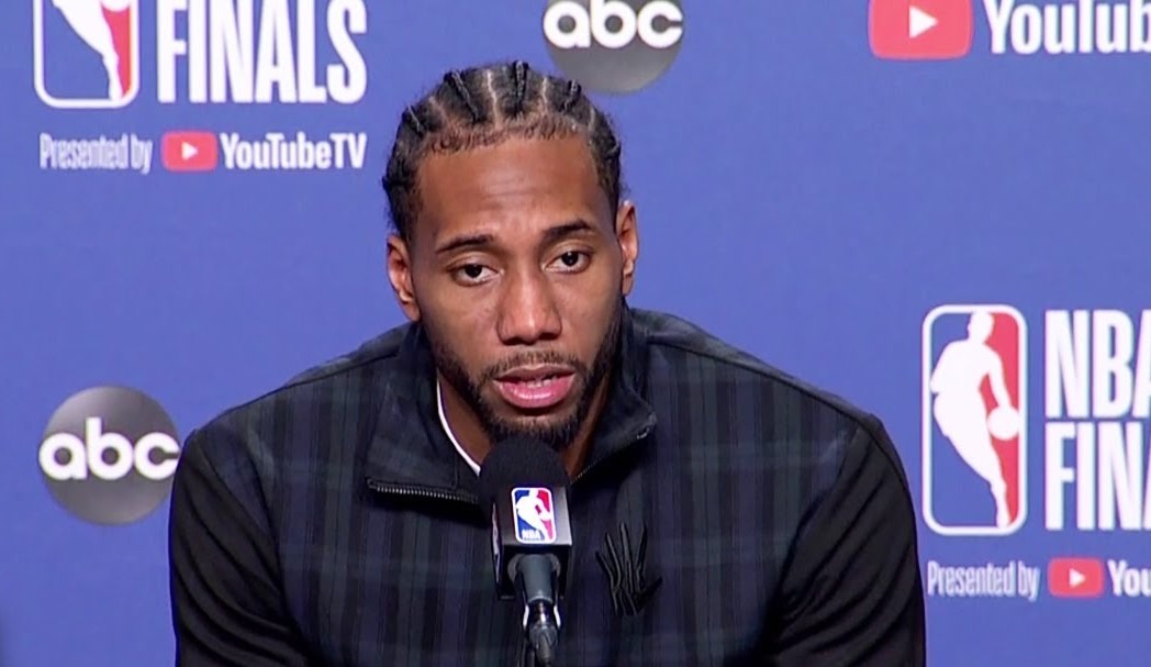 Kawhi Leonard s'est exprimé sur la dernière action défensive des Raptors lors du Game 2