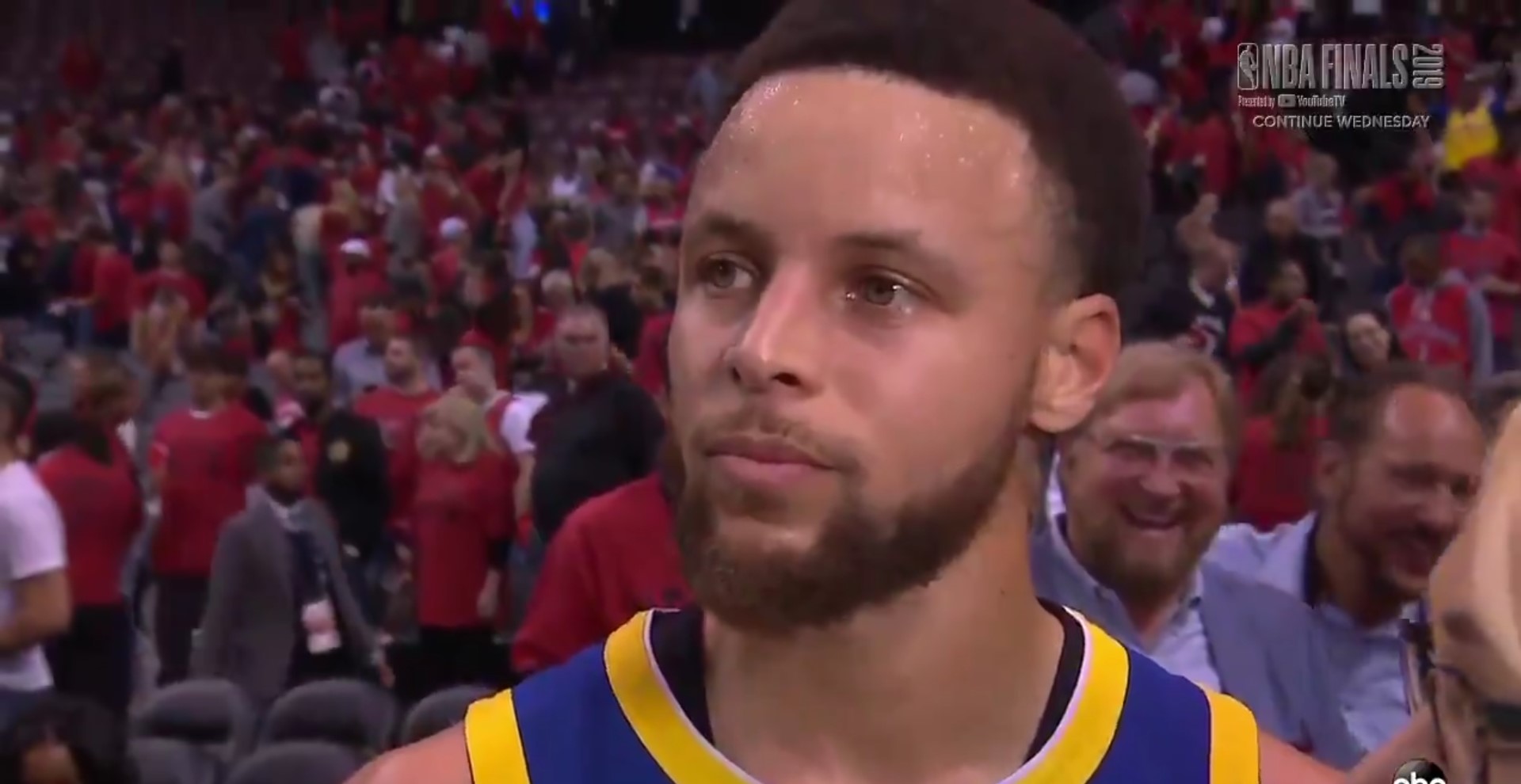 Stephen Curry a critiqué la défense des Raptors sur le tir décisif d'Andre Iguodala à la fin du game 2