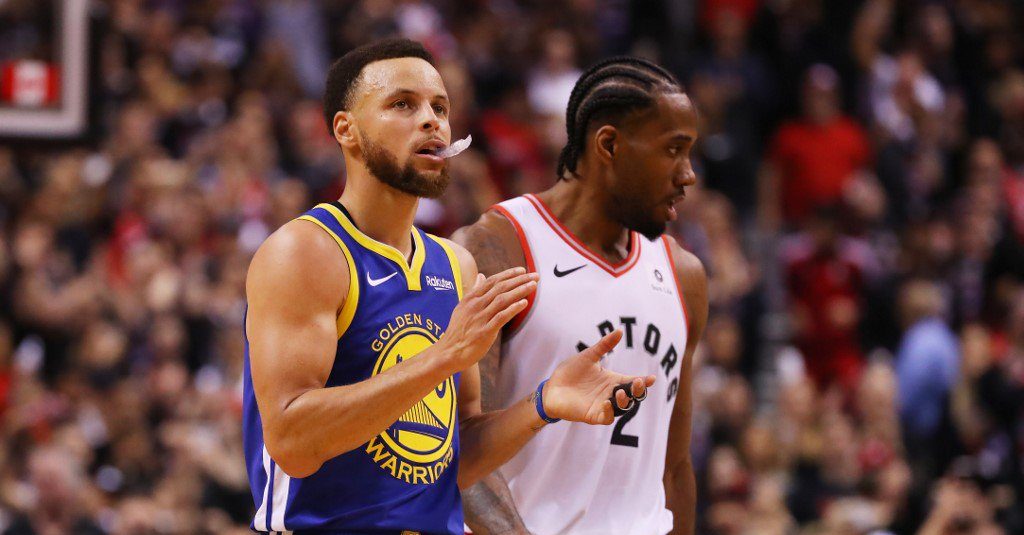 Stephen Curry et Kawhi Leonard