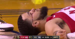 NBA – Le gros coup de coude reçu par Fred VanVleet