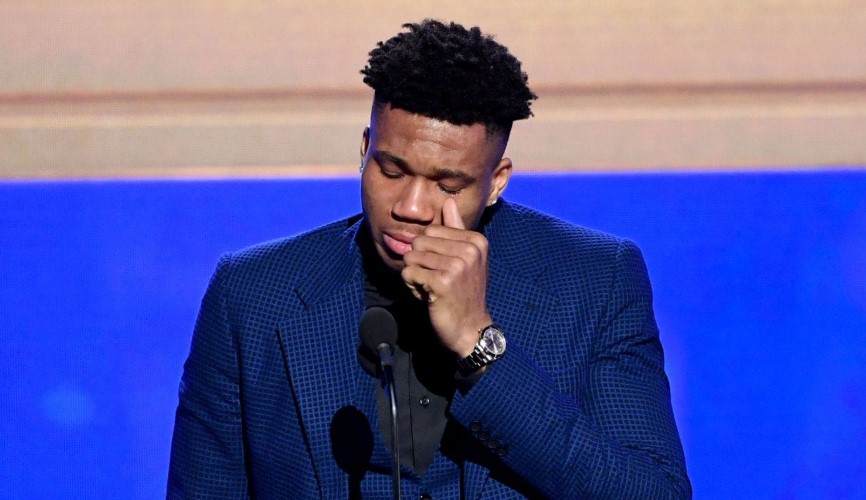 Giannis Antetokounmpo remporte le MVP