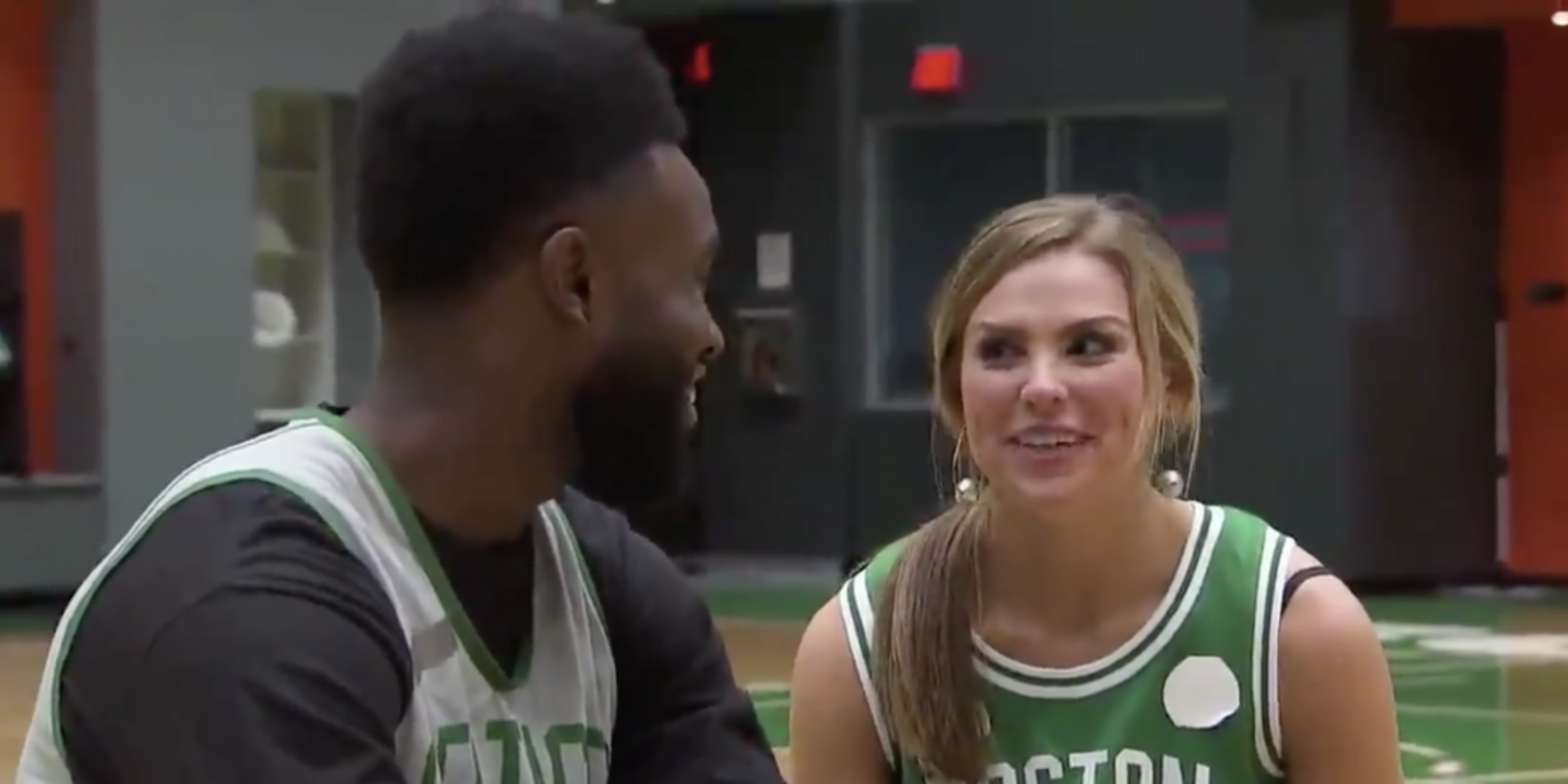 Jaylen Brown rencontre Hannah Brown dans un épisode de The Bachelorette