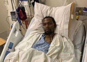 NBA – Kevin Durant donne de ses nouvelles depuis l’hôpital !