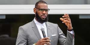 NBA – « LeBron devrait se présenter aux Présidentielles »