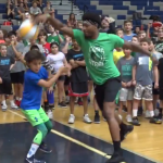 NBA – Marcus Smart humilie un gamin de 10 ans