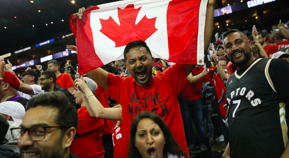 Raptors fans fous titre