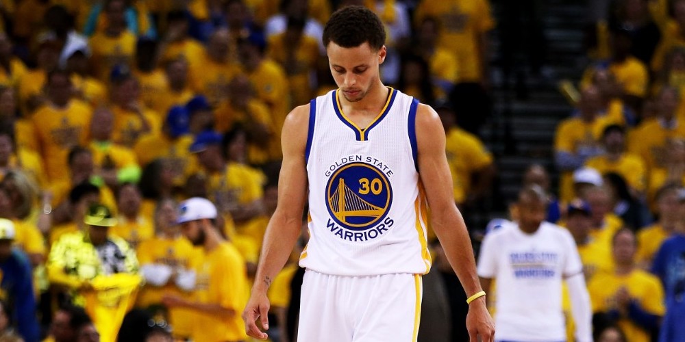Stephen Curry lors du Game 2 des Finales NBA 2015