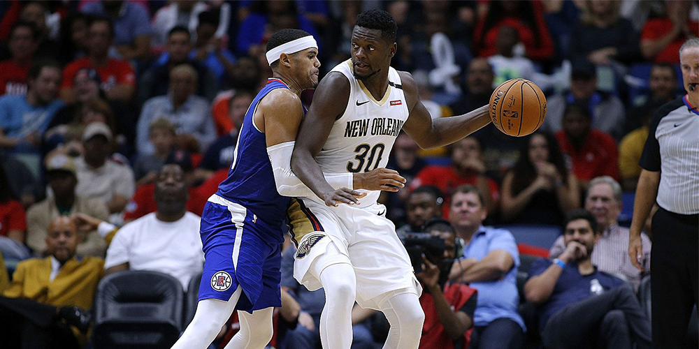 Tobias Harris avec les Clippers face à Julius Randle aux Pelicans