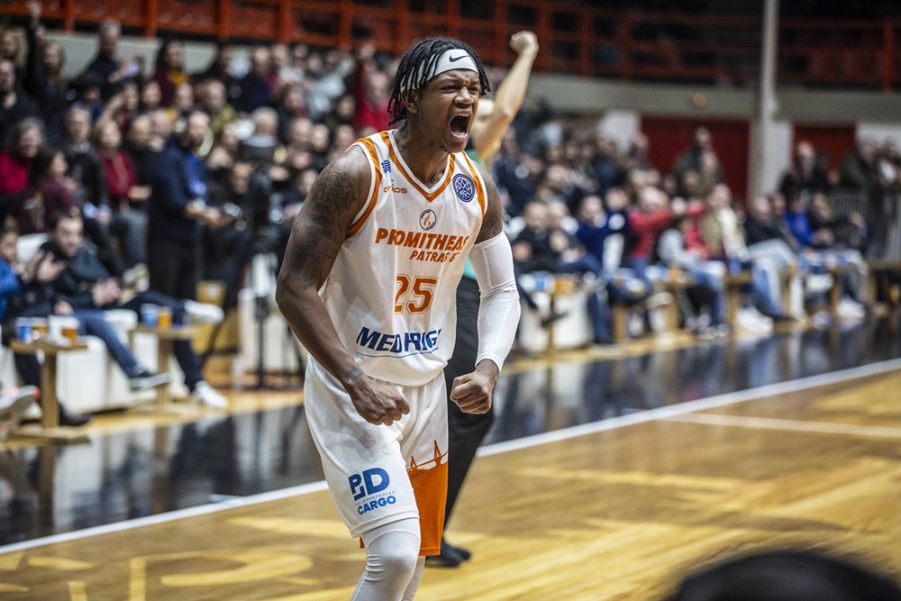 Rion Brown reste en Grèce et rejoint le champion