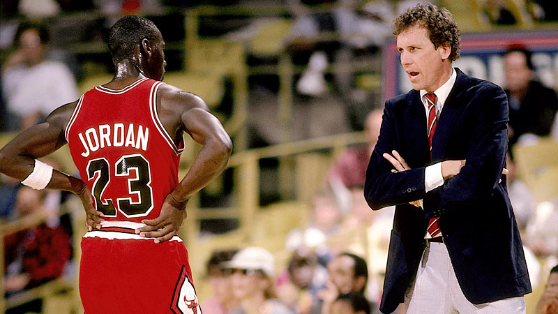 Michael Jordan et son ancien coach des Bulls Doug Collins