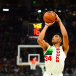 NBA – Giannis a trouvé son coach pour bosser le tir !