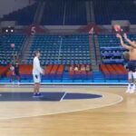 NBA – Rudy Gobert s&rsquo;entraîne à trois points !