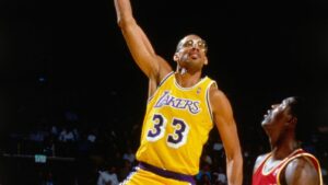 NBA – Kareem Abdul-Jabbar révèle le meilleur joueur qu’il ait affronté