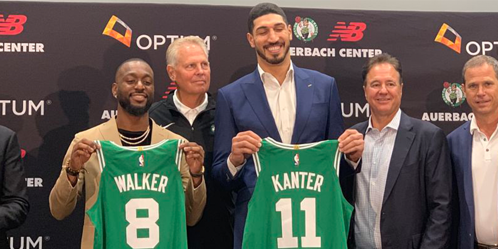 Kemba Walker et Enes Kanter lors de la conférence de presse de présentation des Celtics