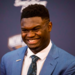 NBA – Zion Williamson signe un nouveau contrat