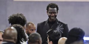 NBA – Bol Bol explique l’histoire derrière son fameux costume de la Draft