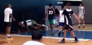 NBA – La vidéo de la terrible blessure de DeMarcus Cousins