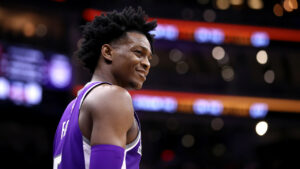 NBA – De’Aaron Fox offusqué par sa note de dunk sur 2K20, Luka Doncic ironise