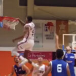 Jeep Elite – Le dunk monstrueux de DJ Stephens !