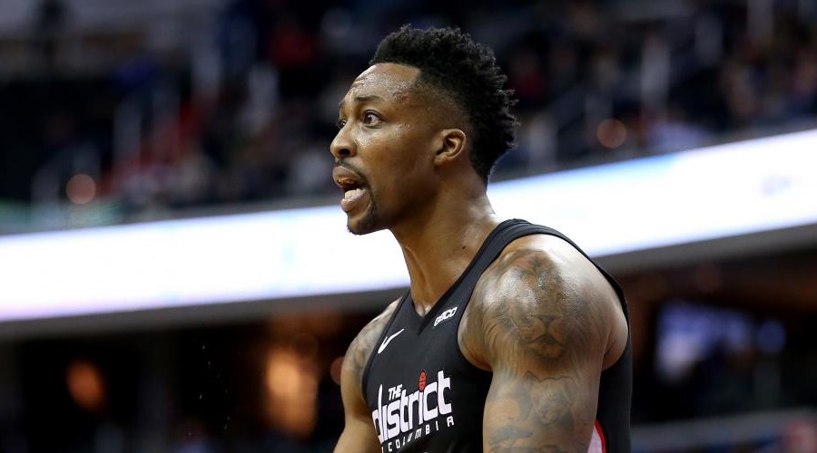 Le contrat précaire de Dwight Howard aux Lakers