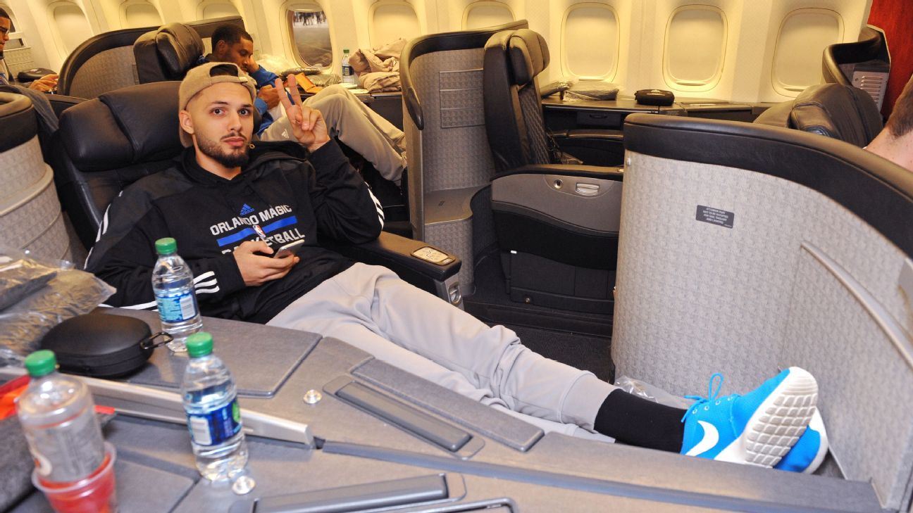 Evan Fournier avion