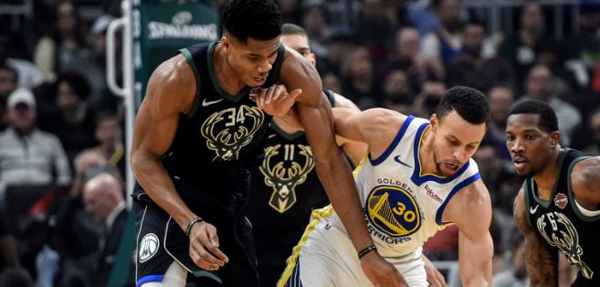 Steph Curry au duel avec Giannis