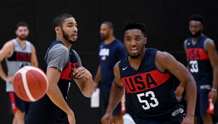 Donovan Mitchell et Jayson Tatum lors de l'entraînement de Team USA